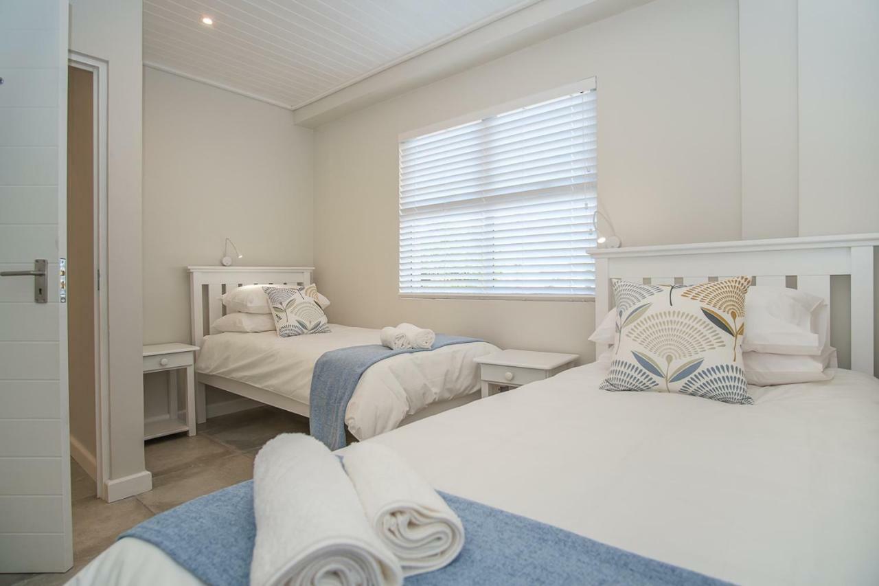 Fork West Holiday Apartments Elands Bay Exterior photo